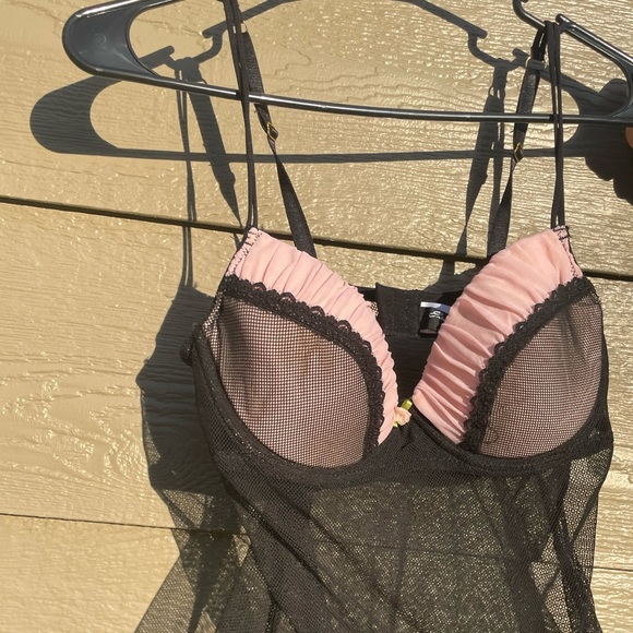 VINTAGE BUSTIER TOP🖤 - Picture 2 of 5